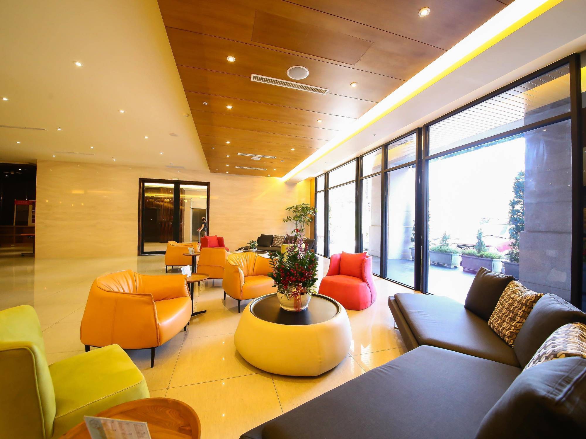 Jai Chateau Hotels & Hostels Tainan Exterior foto